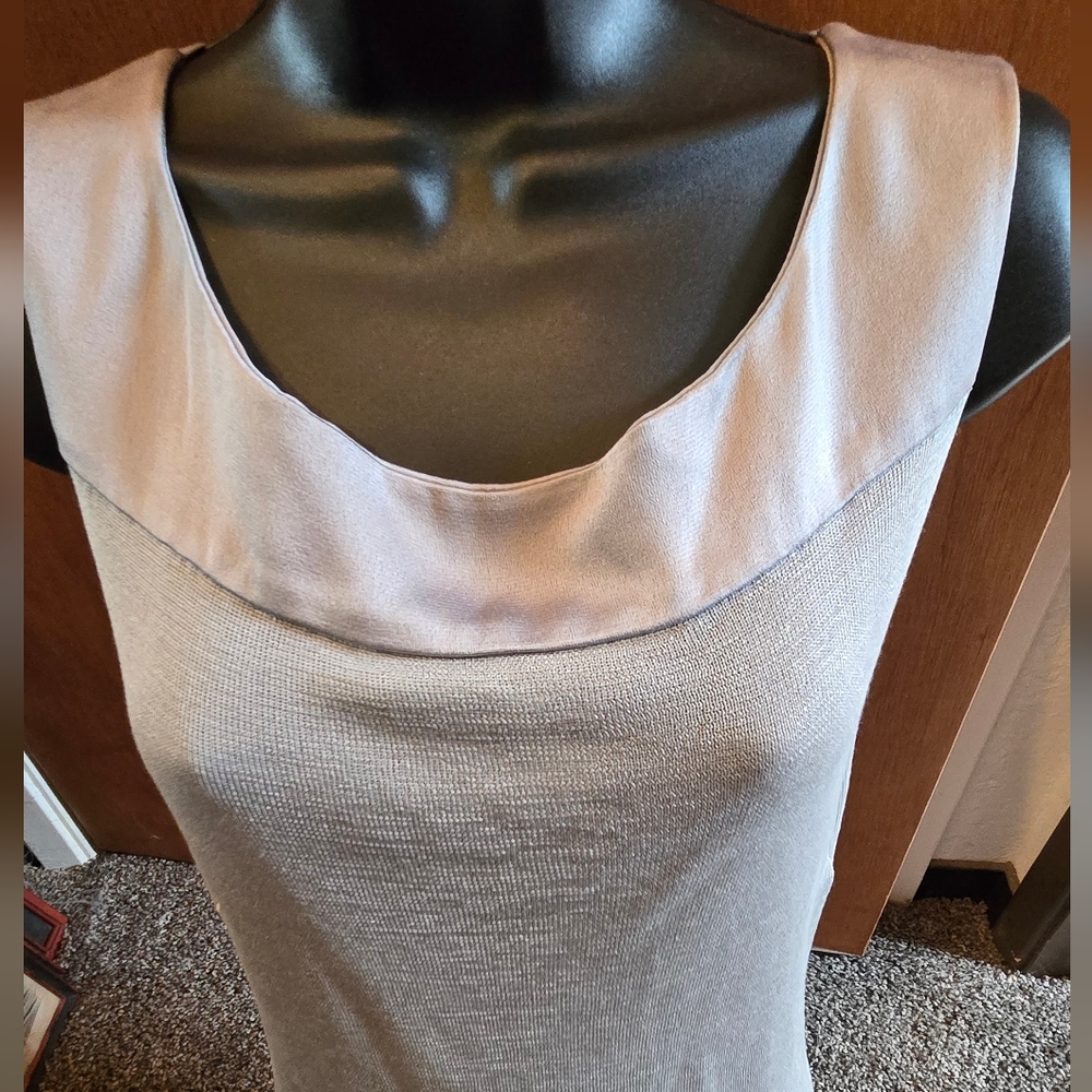 Donna Karan Elegant Gray Silk Sleeveless Sweater Top SzL - Picture 4 of 8